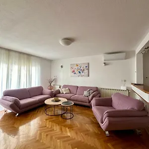 apartmani-adria.splithotels.org/